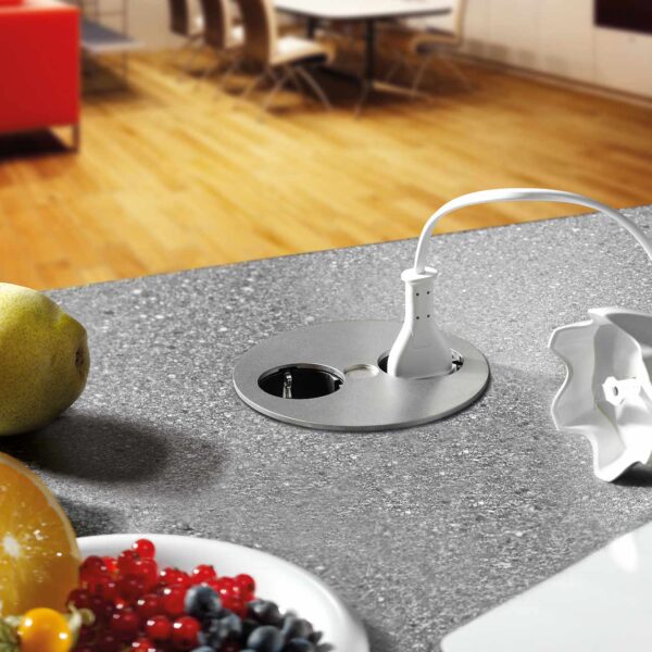 PRISE ENCASTRABLE TURN 2 PRISES