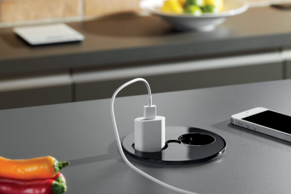 PRISE ENCASTRABLE TURN 2 PRISES