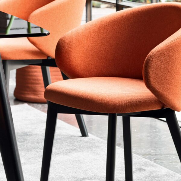 Chaise TUKA CB2117